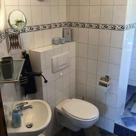 Von Fehrn Apartment *